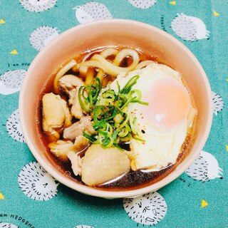 心も体も温まる♪シンプル鶏肉うどん